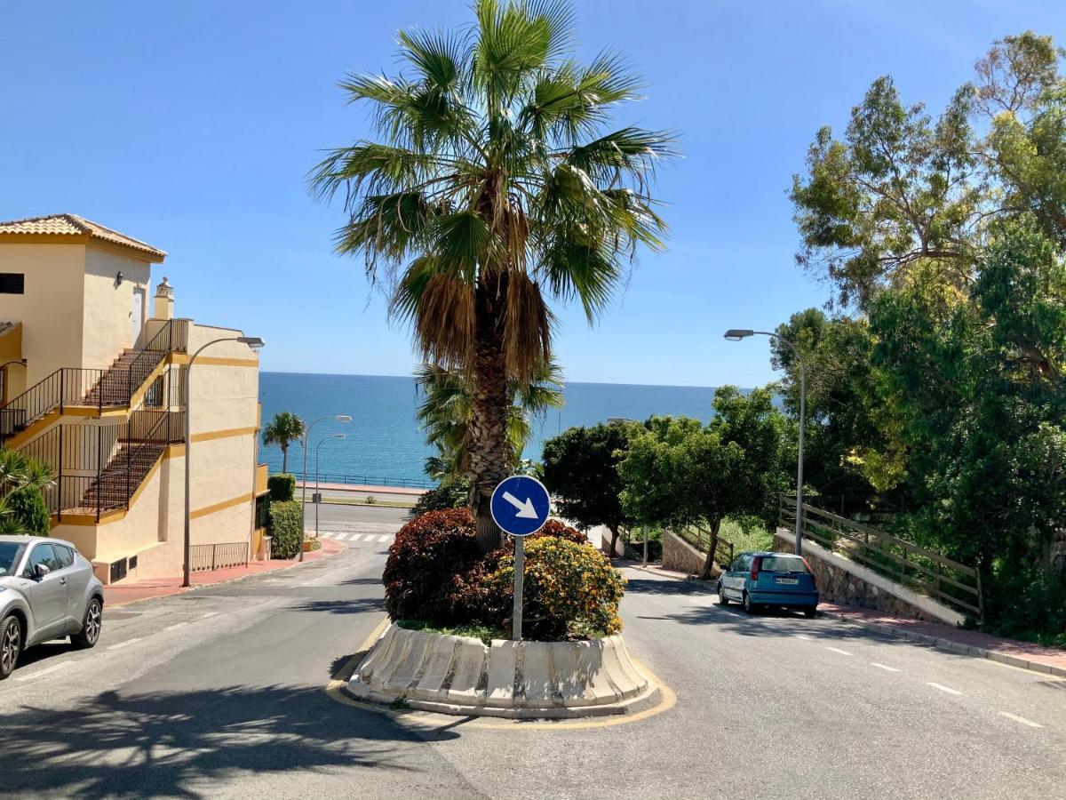 Apartamento De 2 Dormitorios, Gran Terraza, Vistas Al Mar Cerca Playa Carvajal เบนัลมาเดนา ภายนอก รูปภาพ