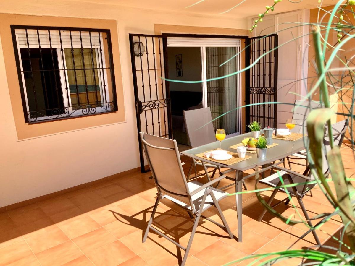 Apartamento De 2 Dormitorios, Gran Terraza, Vistas Al Mar Cerca Playa Carvajal เบนัลมาเดนา ภายนอก รูปภาพ