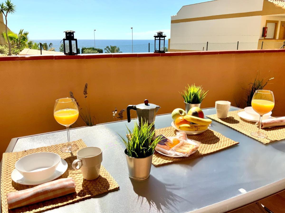 Apartamento De 2 Dormitorios, Gran Terraza, Vistas Al Mar Cerca Playa Carvajal เบนัลมาเดนา ภายนอก รูปภาพ