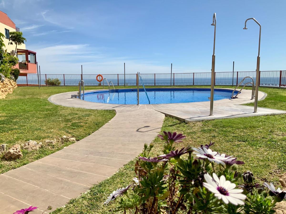 Apartamento De 2 Dormitorios, Gran Terraza, Vistas Al Mar Cerca Playa Carvajal เบนัลมาเดนา ภายนอก รูปภาพ