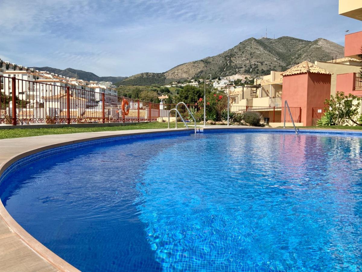 Apartamento De 2 Dormitorios, Gran Terraza, Vistas Al Mar Cerca Playa Carvajal เบนัลมาเดนา ภายนอก รูปภาพ