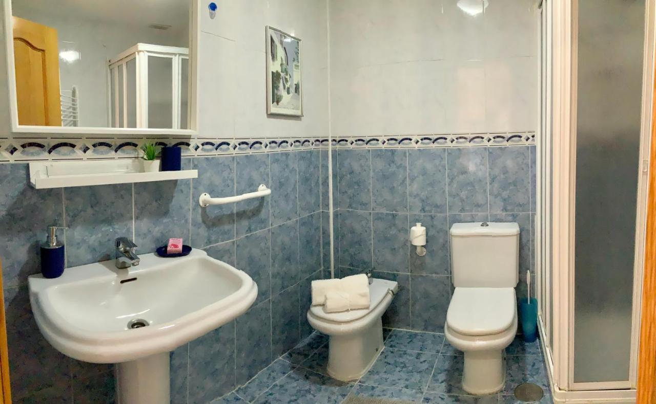 Apartamento De 2 Dormitorios, Gran Terraza, Vistas Al Mar Cerca Playa Carvajal เบนัลมาเดนา ภายนอก รูปภาพ